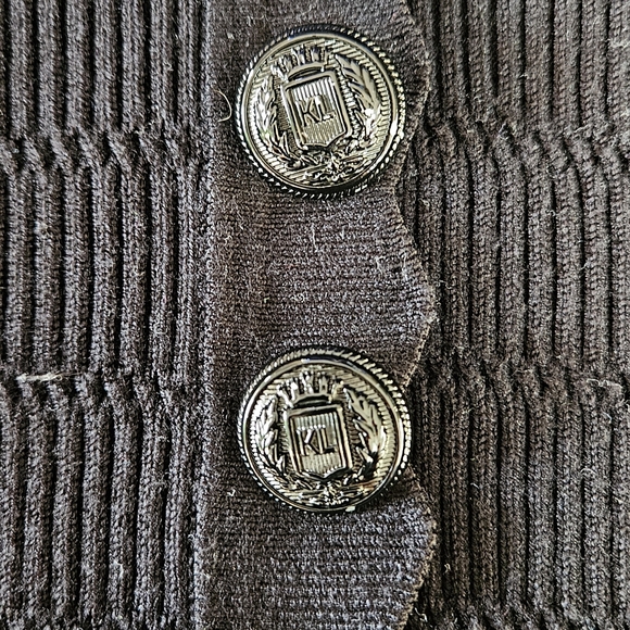 Karl Lagerfeld Black Rib Knit V-Neck Top, Black, Size L - Picture 7 of 9